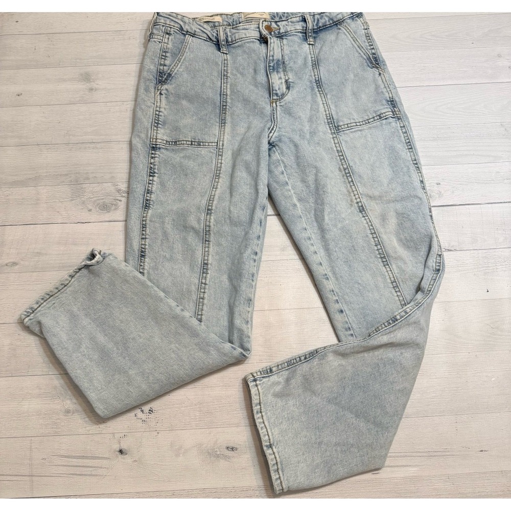Universal Thread high rise slim straight light blue denim jeans women's 10/30R